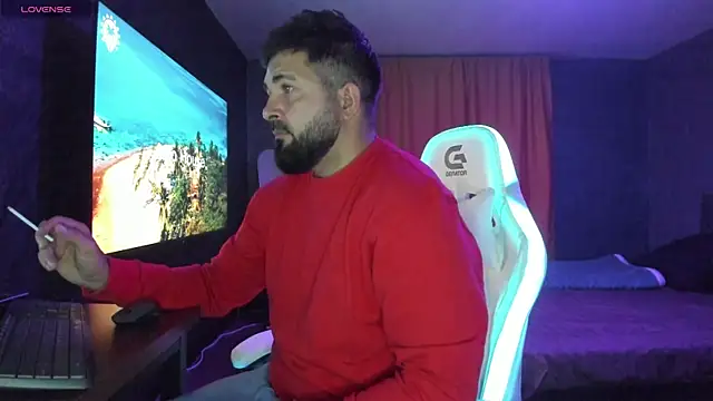 Snapshot of Eduu2322 chatting on October 1, 2025, 8:35 pm Eduu2322 online show from October 1, 2025, 8:35 pm