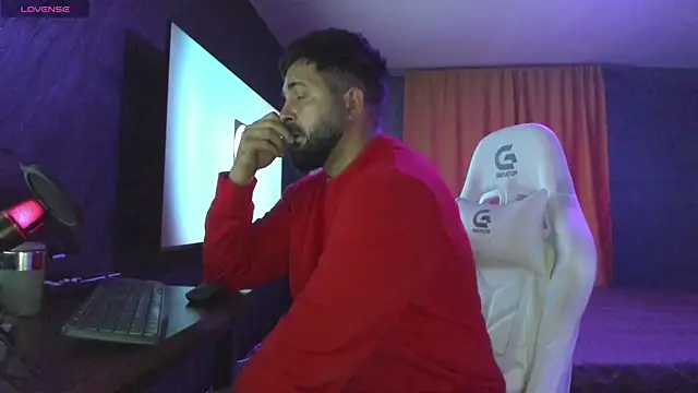 Snapshot of Eduu2322 chatting on October 2, 2025, 8:01 pm Eduu2322 online show from October 2, 2025, 8:01 pm