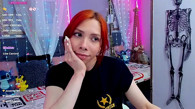 Snapshot of laura_olssen chatting on March 20, 2025, 7:04 pm laura olssen online show from March 20, 2025, 7:04 pm