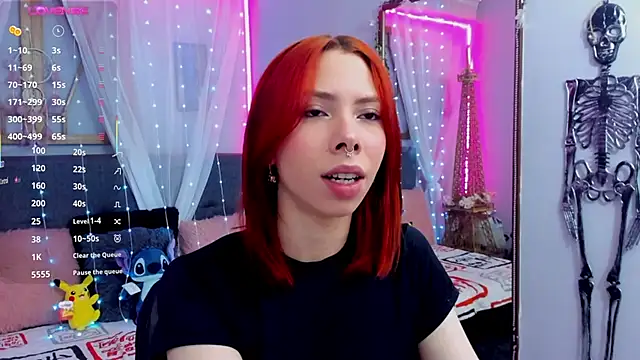 Snapshot of laura_olssen chatting on March 20, 2025, 12:43 pm laura olssen online show from March 20, 2025, 12:43 pm