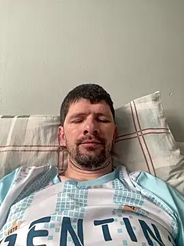 Juliano2289 online show from July 16, 2026, 1:41 pm
