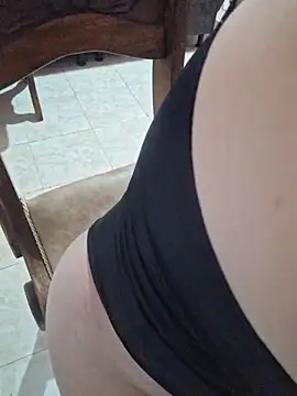 Snapshot of Gimena41 chatting on November 20, 2025, 6:08 pm Gimena41 online show from November 20, 2025, 6:08 pm