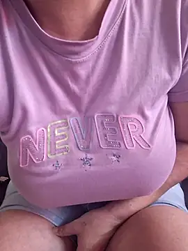 Snapshot of Gimena41 chatting on January 17, 2026, 5:27 pm Gimena41 online show from January 17, 2026, 5:27 pm