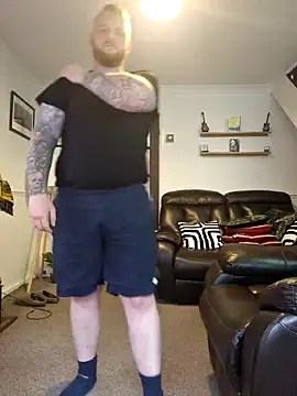 Snapshot of iang6348 chatting on October 18, 2025, 3:03 pm iang6348 online show from October 18, 2025, 3:03 pm