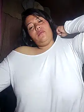 KATYGONZALEZ online show from June 4, 2026, 10:20 am