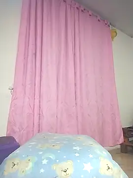 KATYGONZALEZ online show from November 27, 2025, 3:07 am