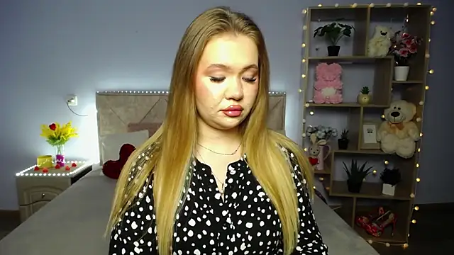 Snapshot of StacyYellig chatting on March 8, 2025, 4:56 am StacyYellig online show from March 8, 2025, 4:56 am