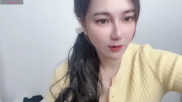 LIsha--170 online show from April 14, 2026, 3:33 am