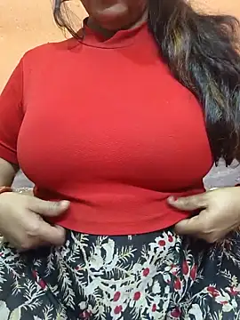 CUTE SOPHIA- online show from November 2, 2025, 11:10 pm