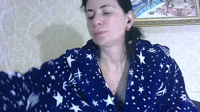 StunnigArt online show from March 9, 2026, 2:26 am