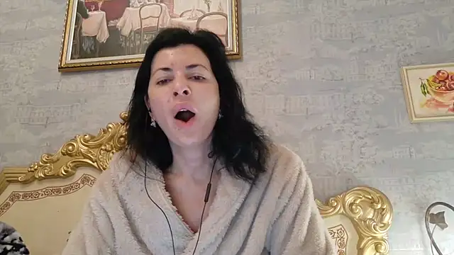 StunnigArt online show from March 31, 2026, 1:29 am