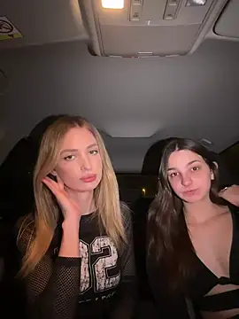 Snapshot of EvieEvans chatting on March 20, 2025, 6:53 pm EvieEvans online show from March 20, 2025, 6:53 pm