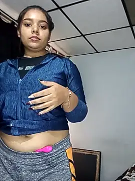 Snapshot of stefanie010 chatting on November 14, 2025, 6:55 pm stefanie010 online show from November 14, 2025, 6:55 pm