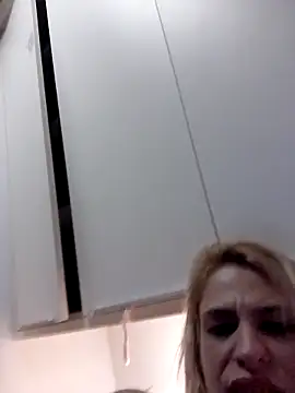 Snapshot of garotasexual chatting on June 22, 2026, 8:33 am garotasexual online show from June 22, 2026, 8:33 am