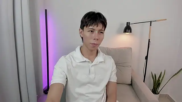 kim lian21 online show from November 30, 2025, 6:58 am