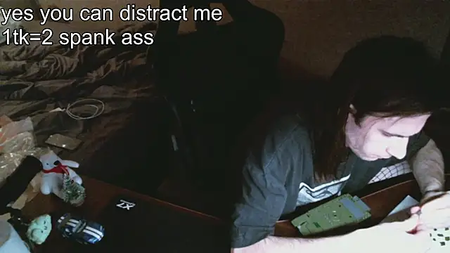 izilizi 23 online show from December 18, 2024, 6:46 pm