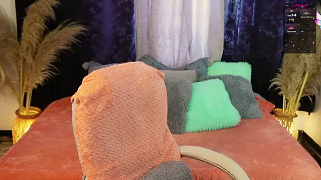 Snapshot of isaibanez chatting on March 20, 2025, 2:21 pm isaibanez online show from March 20, 2025, 2:21 pm