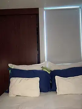 santiago 01 online show from March 22, 2025, 1:08 pm