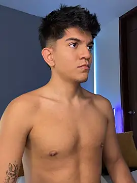 santiago 01 online show from July 27, 2026, 8:16 pm