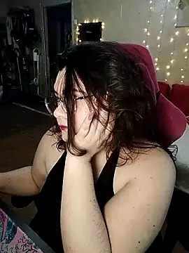 Snapshot of DenisHailey chatting on January 30, 2025, 2:04 pm DenisHailey online show from January 30, 2025, 2:04 pm