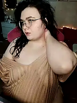 Snapshot of DenisHailey chatting on January 27, 2025, 5:26 pm DenisHailey online show from January 27, 2025, 5:26 pm