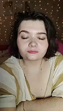 Snapshot of DenisHailey chatting on November 16, 2025, 4:56 pm DenisHailey online show from November 16, 2025, 4:56 pm