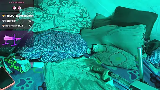 kasandra smith  online show from March 4, 2025, 1:23 am