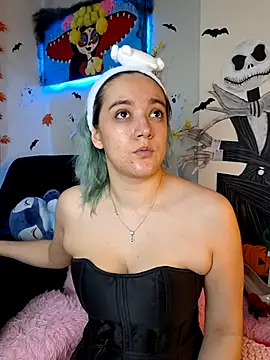 Snapshot of NaomiShimizu chatting on October 25, 2025, 8:20 pm NaomiShimizu online show from October 25, 2025, 8:20 pm