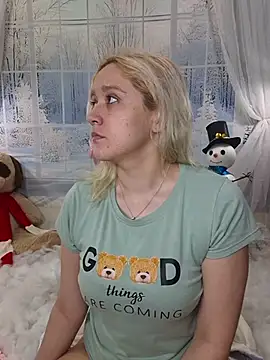 Snapshot of NaomiShimizu chatting on December 14, 2025, 9:09 pm NaomiShimizu online show from December 14, 2025, 9:09 pm