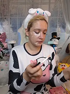 NaomiShimizu online show from December 18, 2025, 8:01 pm