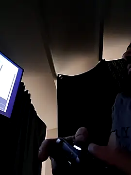 Snapshot of chillmfrs chatting on November 23, 2025, 11:42 am chillmfrs online show from November 23, 2025, 11:42 am