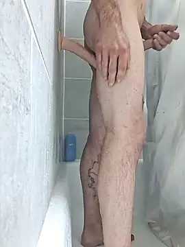 Snapshot of chillmfrs chatting on November 4, 2025, 6:17 am chillmfrs online show from November 4, 2025, 6:17 am