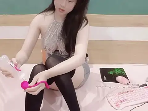 Snapshot of Chuppa_Chup chatting on February 28, 2025, 1:37 am Chuppa Chup online show from February 28, 2025, 1:37 am