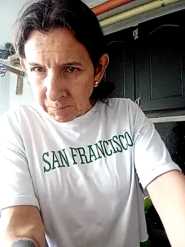 Cameron puppy online show from November 25, 2025, 8:31 pm