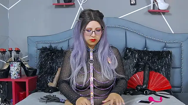 Evangeline online show from February 17, 2025, 11:11 pm