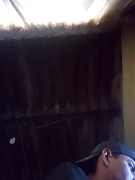 Snapshot of dantero chatting on November 10, 2025, 10:37 pm dantero online show from November 10, 2025, 10:37 pm