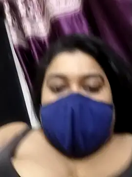 Snapshot of indianlisa5 chatting on November 19, 2025, 9:37 pm indianlisa5 online show from November 19, 2025, 9:37 pm