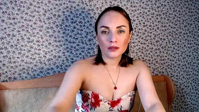 Tinadream20 online show from April 26, 2026, 8:33 am
