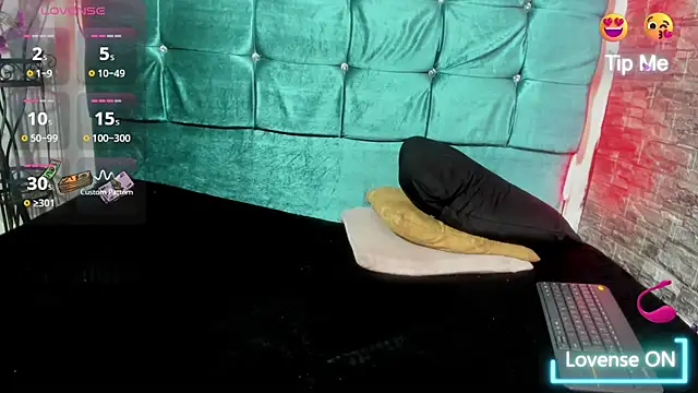 Cloee66 online show from January 8, 2026, 1:50 pm