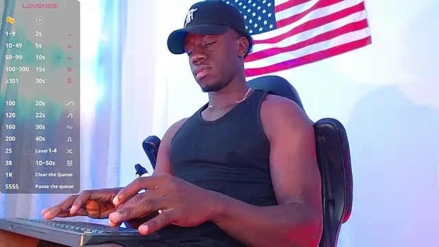 Snapshot of mike_wallace chatting on December 17, 2025, 8:03 pm mike wallace online show from December 17, 2025, 8:03 pm