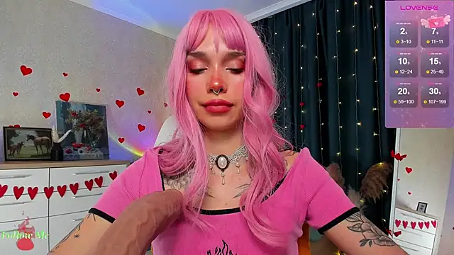 Snapshot of LeylaNoiry chatting on February 21, 2025, 9:00 pm LeylaNoiry online show from February 21, 2025, 9:00 pm