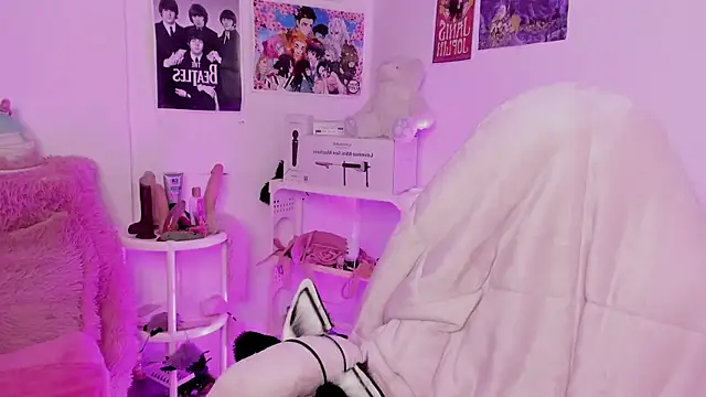 Snapshot of Sachi_Meow chatting on November 8, 2025, 11:14 am Sachi Meow online show from November 8, 2025, 11:14 am