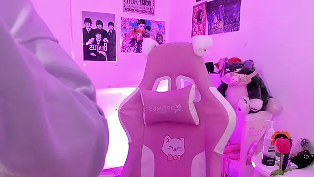 Snapshot of Sachi_Meow chatting on November 30, 2025, 4:52 pm Sachi Meow online show from November 30, 2025, 4:52 pm