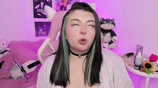 Sachi Meow online show from December 17, 2025, 5:40 pm