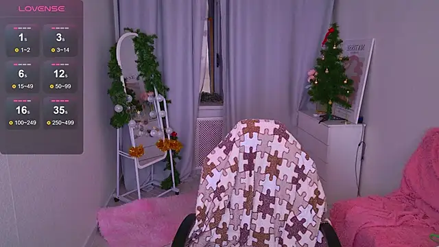 Snapshot of LovelyJessie chatting on December 22, 2025, 1:55 pm LovelyJessie online show from December 22, 2025, 1:55 pm