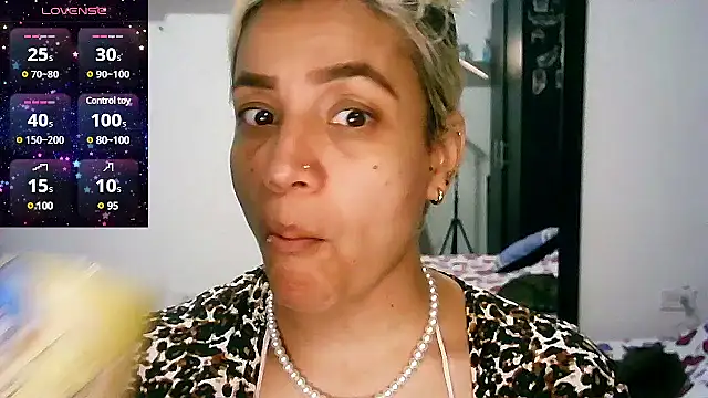 Snapshot of LuCKy_JoK chatting on March 3, 2025, 1:45 pm LuCKy JoK online show from March 3, 2025, 1:45 pm