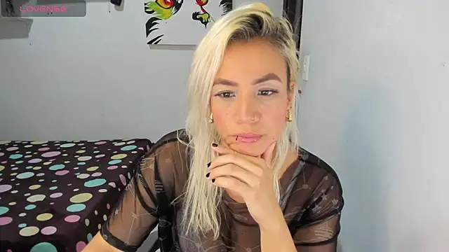 Snapshot of LuCKy_JoK chatting on January 5, 2026, 5:38 pm LuCKy JoK online show from January 5, 2026, 5:38 pm