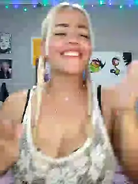 Snapshot of LuCKy_JoK chatting on February 3, 2025, 2:45 pm LuCKy JoK online show from February 3, 2025, 2:45 pm