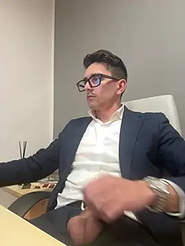 masterboss  online show from February 3, 2026, 1:05 pm