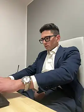 masterboss  online show from March 4, 2025, 12:55 pm